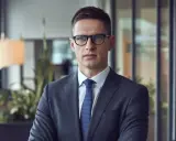 Jak zrobić makijaż krok po kroku? Opanuj podstawy i uniknij błędów