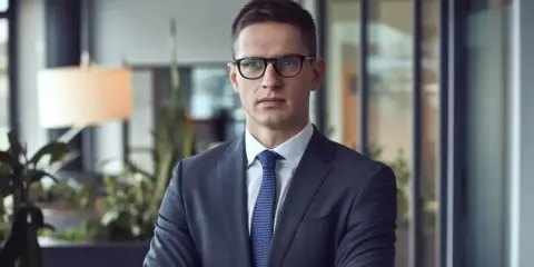 Jak zrobić makijaż krok po kroku? Opanuj podstawy i uniknij błędów