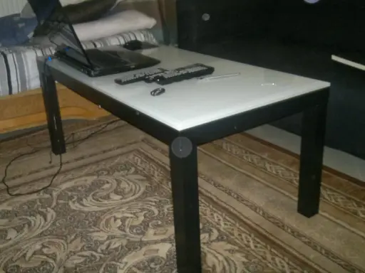 Pryszcz w jedną noc? Sprawdzone triki i apteczne hity!