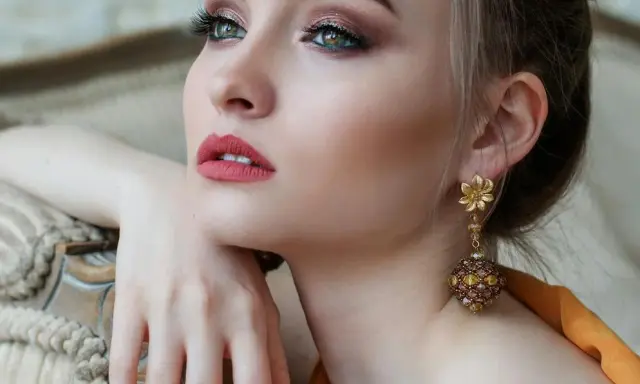Jak rozświetlić cerę? Odkryj swój naturalny blask!